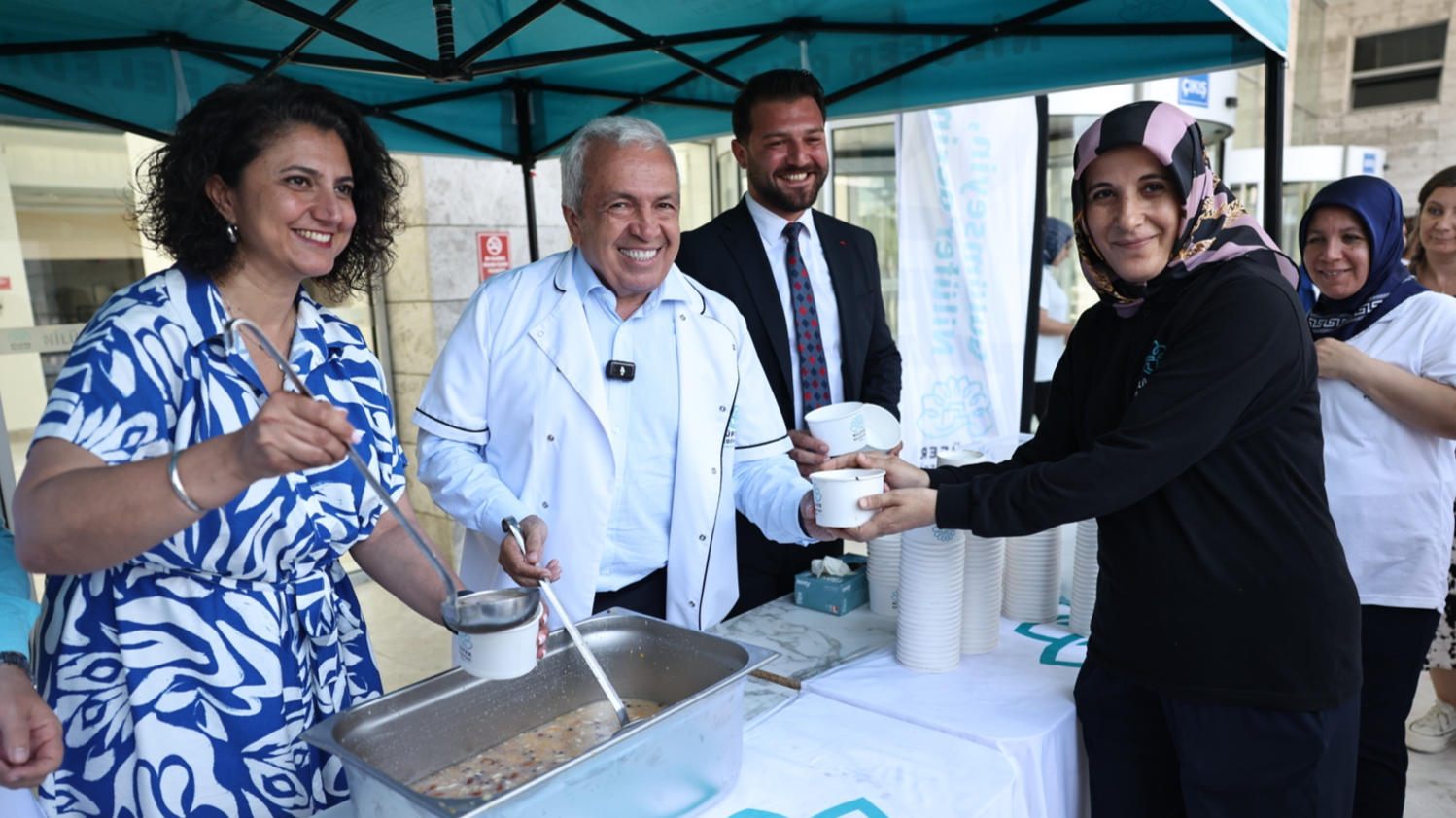 Şadi Özdemir Projeleri - Başkan Şadi Özdemir’den çalışanlara aşure ikramı | 