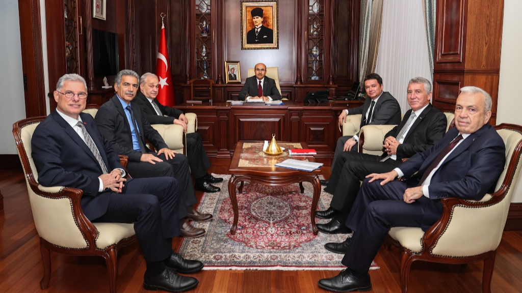 Şadi Özdemir Projeleri - CHP’li belediye başkanlarından Bursa protokolüne ziyaret | 