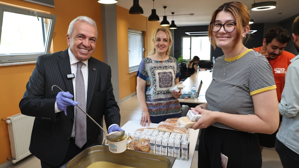 Şadi Özdemir Projeleri - Başkan Şadi Özdemir’den öğrencilere sınav morali | 