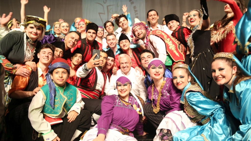 Şadi Özdemir Projeleri - Nilüfer’in rengi “Nirengi” izleyicileri büyüledi | 