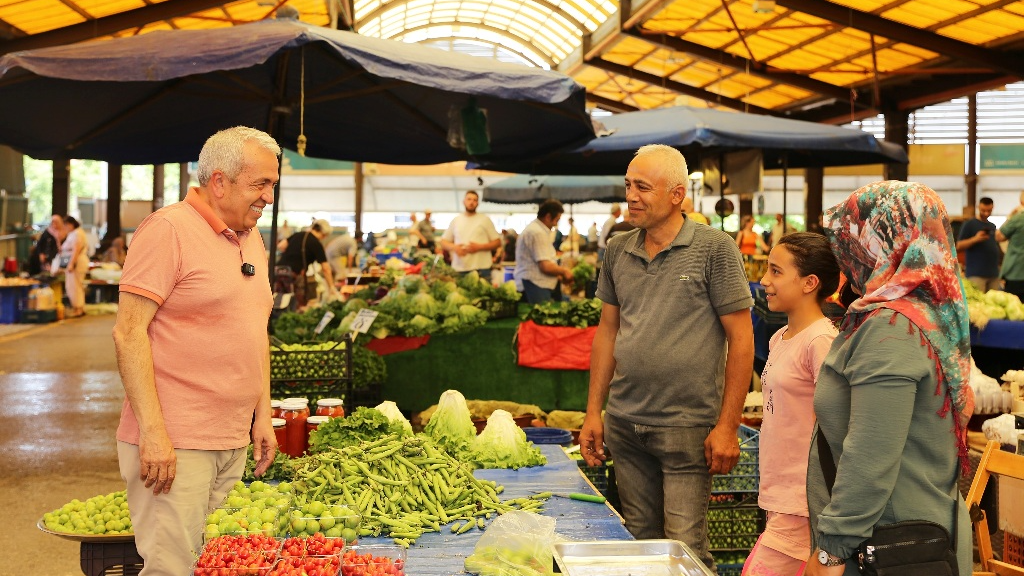 Şadi Özdemir Projeleri - Üretici pazarlarıyla hem çiftçi hem Nilüferli kazanıyor | 