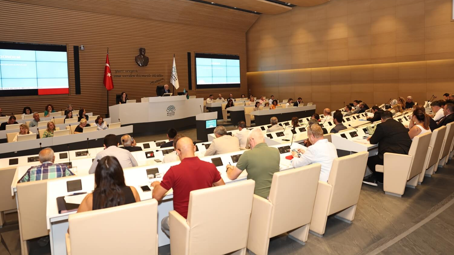 Şadi Özdemir Projeleri - Nilüfer’in 5 yıllık yol haritasına Meclis onayı | 