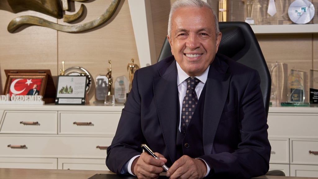 Şadi Özdemir Projeleri - Nilüfer Belediyesi'nden üniversite öğrencilerine ulaşım desteği | 