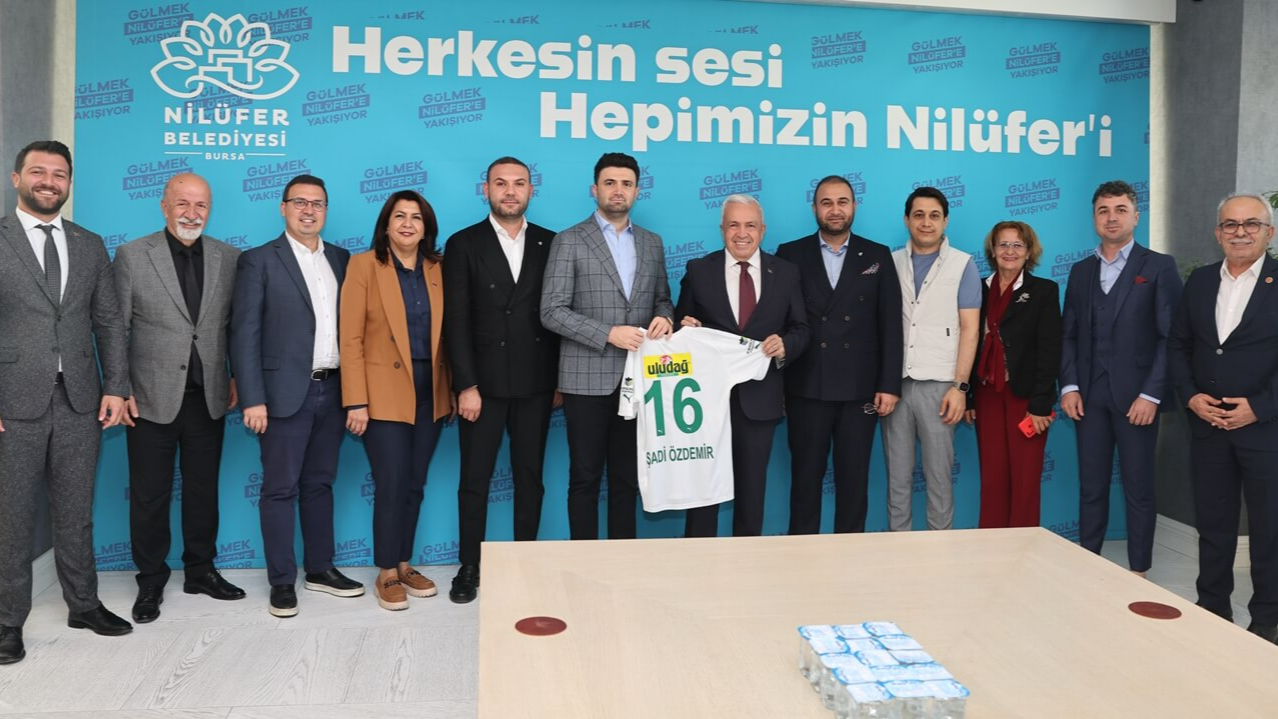 Şadi Özdemir Projeleri - Bursaspor Yönetimi’nden Başkan Şadi Özdemir’e ziyaret  | 