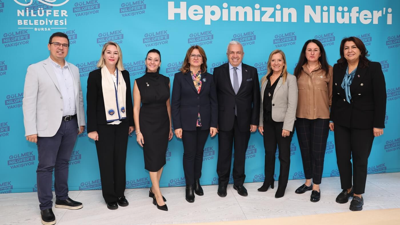 Şadi Özdemir Projeleri - Türk Üniversiteli Kadınlar Derneği’nden Başkan Şadi Özdemir’e ziyaret  | 