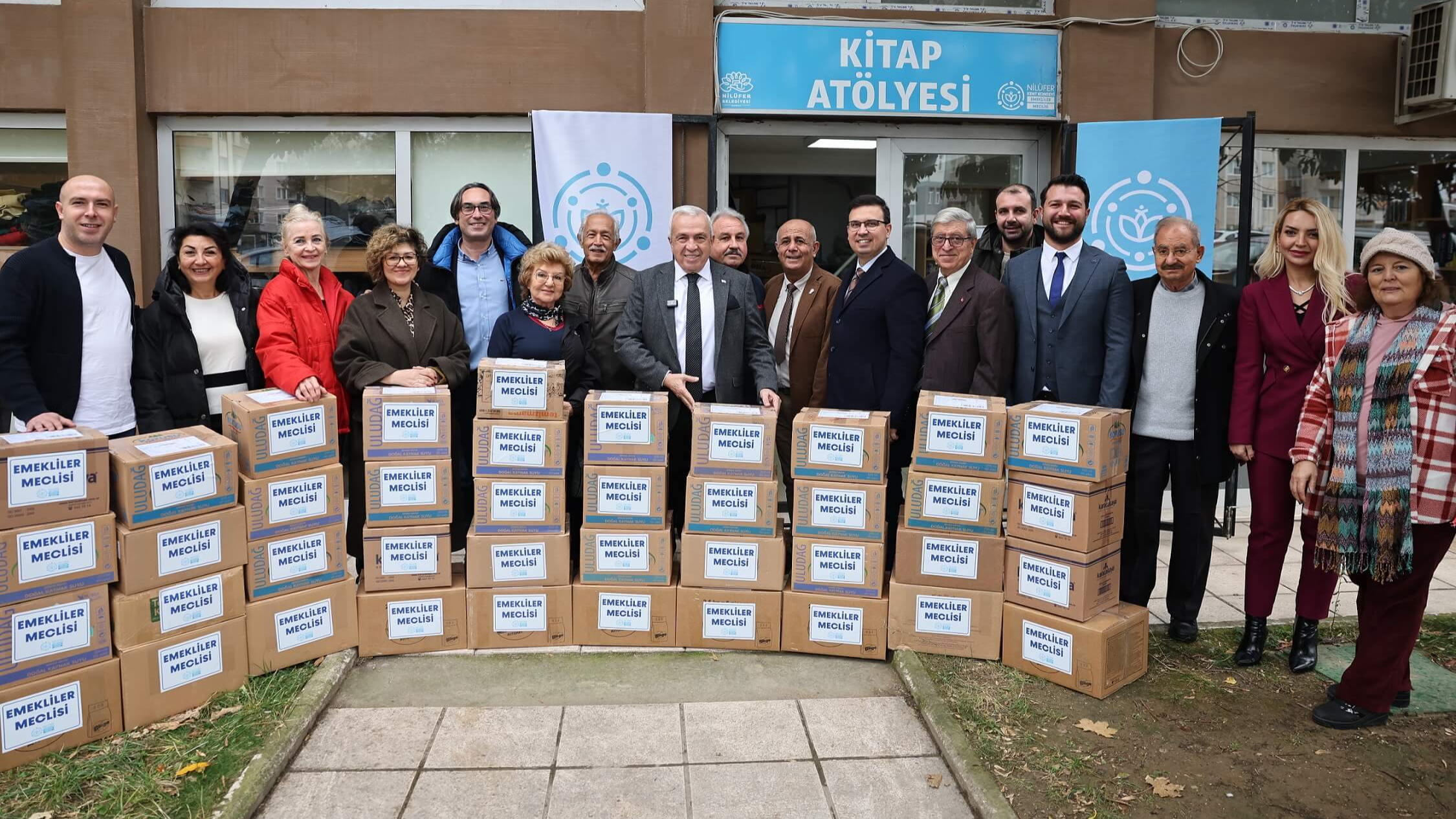 Şadi Özdemir Projeleri - Nilüfer’den 81 ile kitap desteği giderek büyüyor  | 