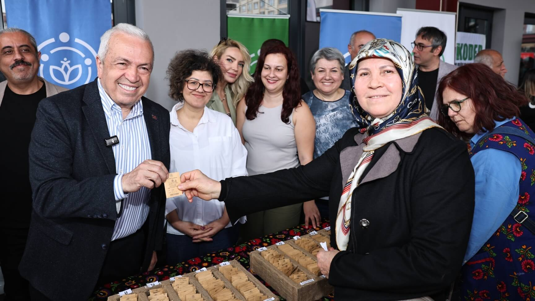 Şadi Özdemir Projeleri - Nilüfer Tohum Takas Şenliği’nde yerel tohumlar paylaşıldı | 