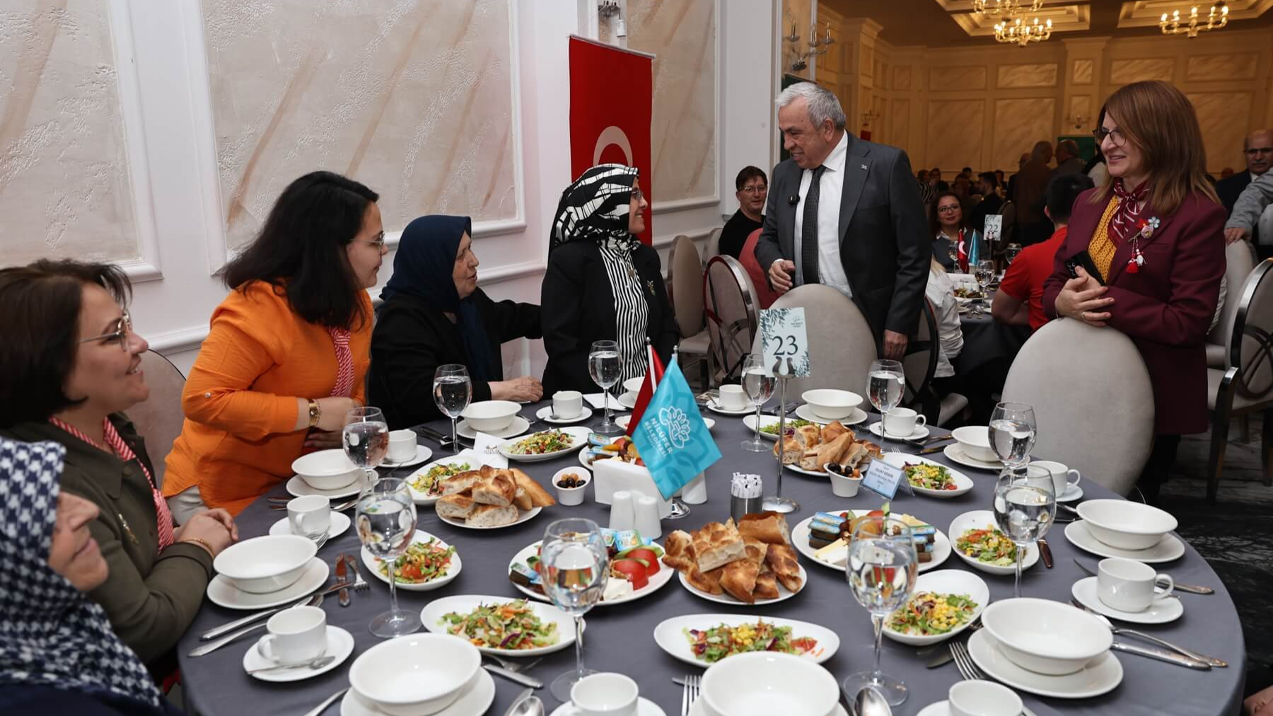 Şadi Özdemir Projeleri - Başkan Şadi Özdemir: Şehit aileleri ve gazilerimizin her daim yanındayız | 