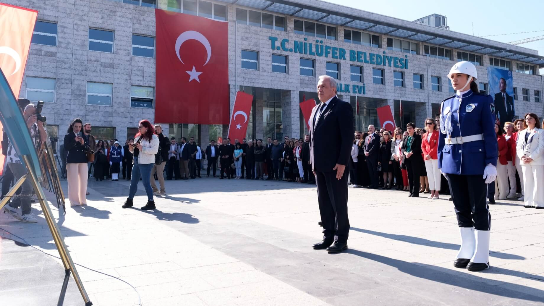 Şadi Özdemir Projeleri - Nilüfer’de 19 Mayıs kutlamaları çelenk sunma töreni ile başladı | 
