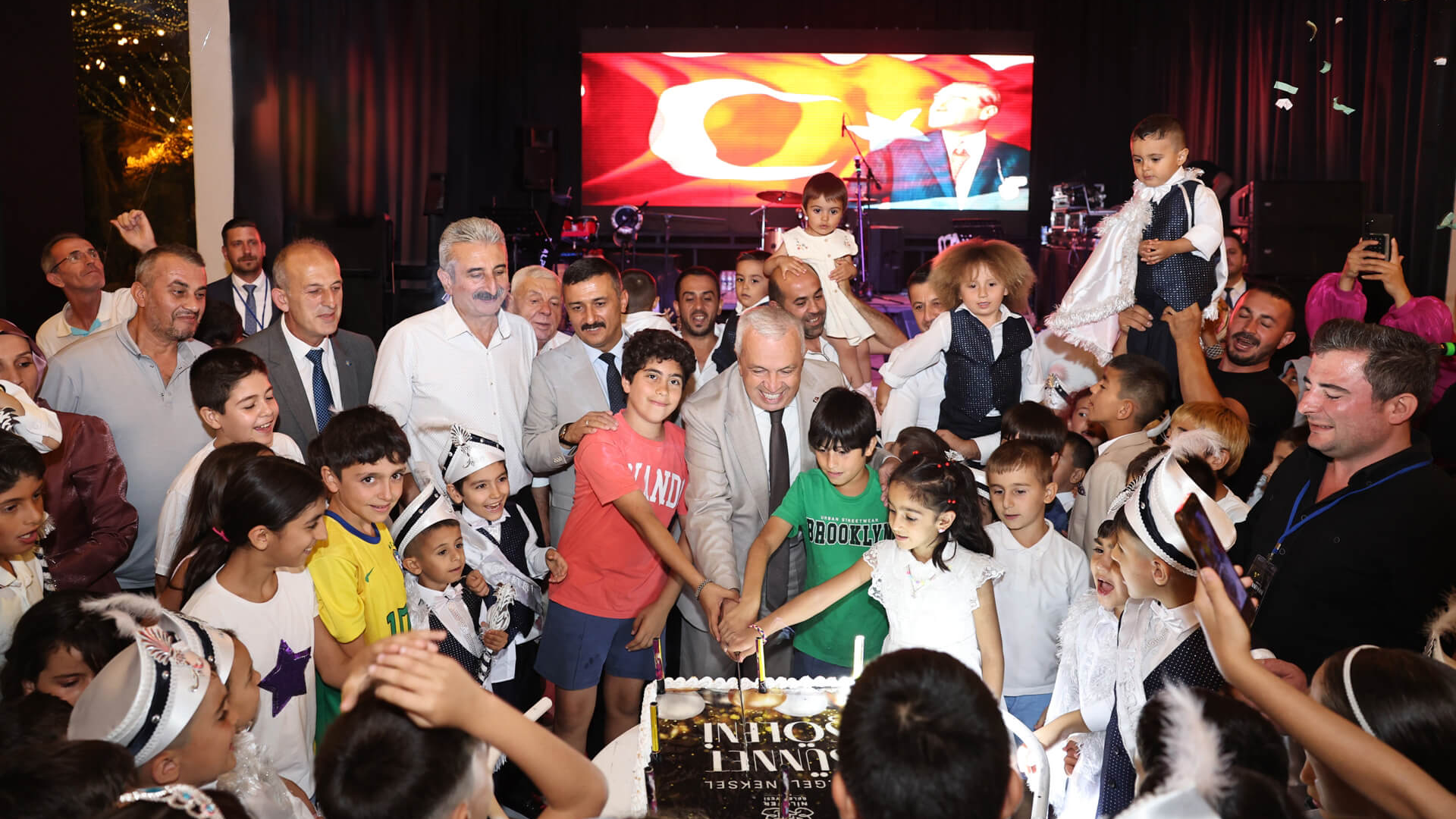 Şadi Özdemir Projeleri - Nilüferli çocuklara sünnet şöleni  | 