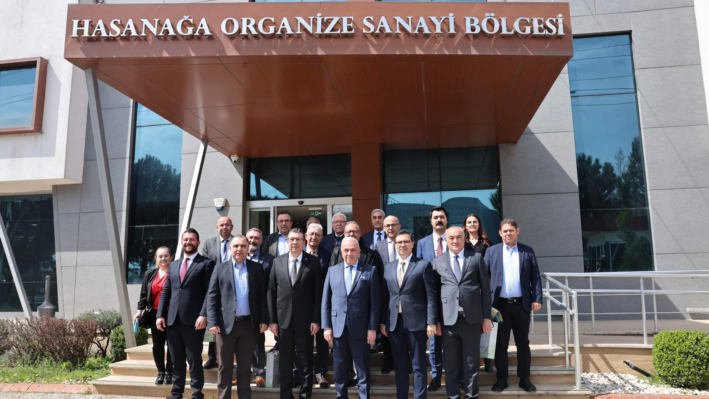 Şadi Özdemir Projeleri - Başkan Şadi Özdemir, sanayicilerle ortak akıl toplantısında buluştu  | 