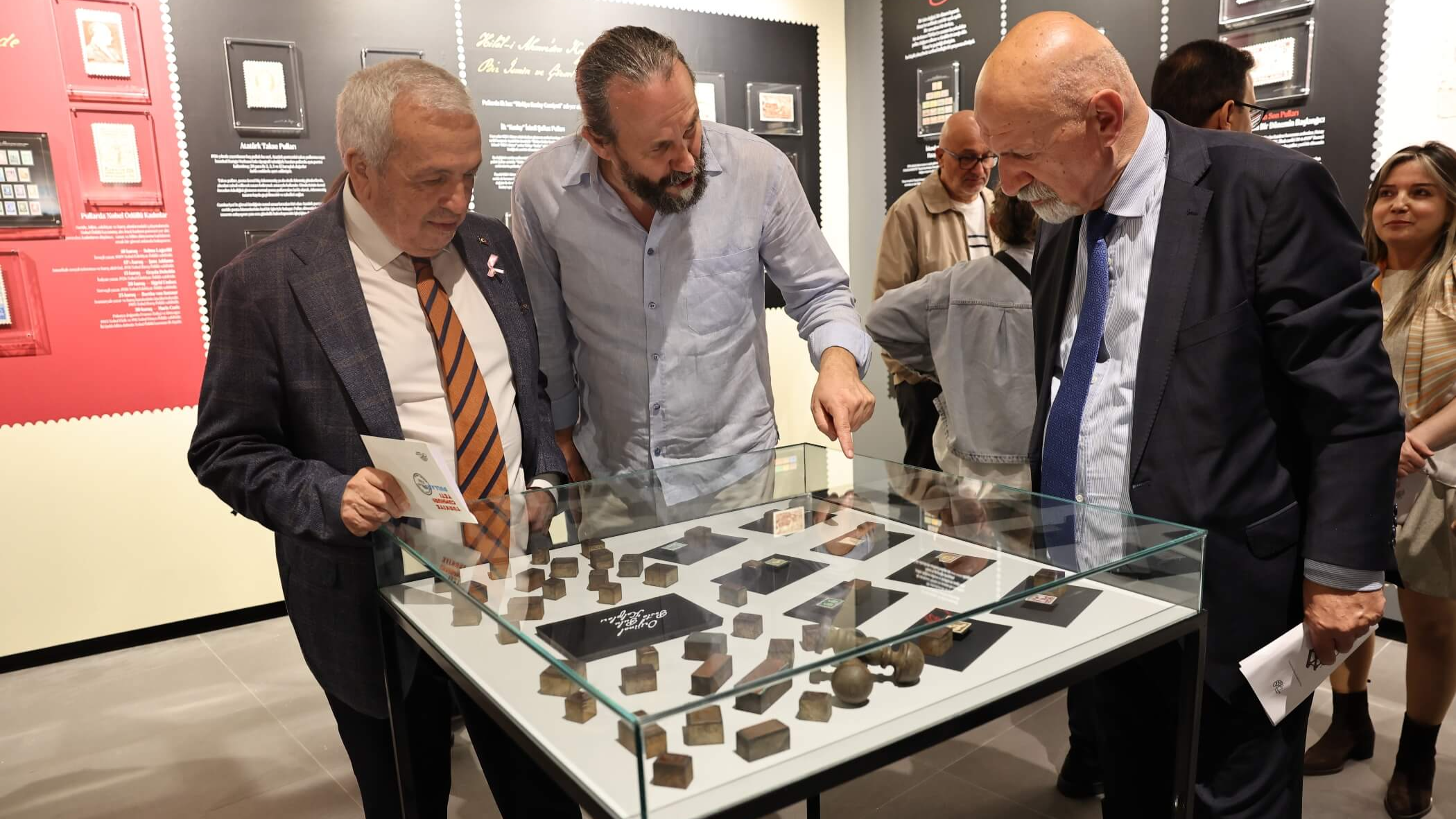 Şadi Özdemir Projeleri - Cumhuriyet’in görsel hafızası pullarla Nilüfer’de canlandı | 
