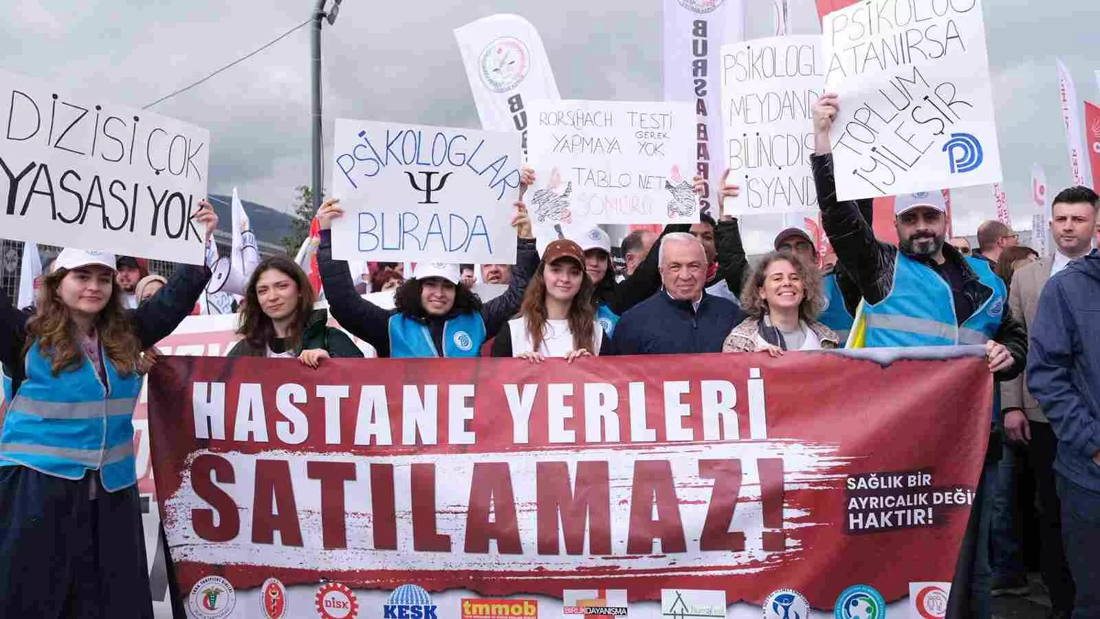 Şadi Özdemir Galeri - 1 Mayıs 2026 Fotoğraflar - 1 Mayıs Yürüyüşü