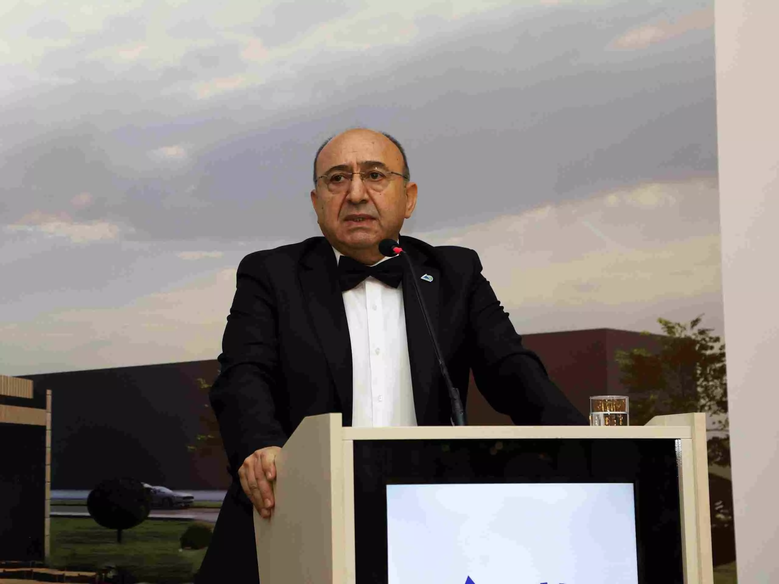 Şadi Özdemir