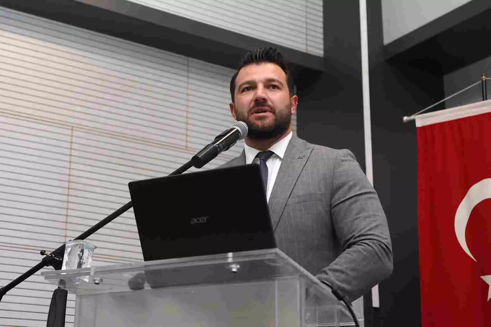 Şadi Özdemir