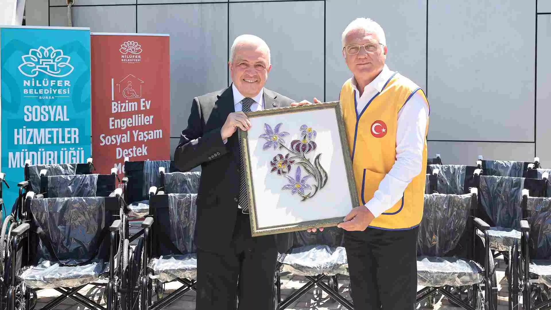 Şadi Özdemir Galeri - 29 Haziran 2026 Fotoğraflar -   118-K Lions Federasyon Tekerlekli sandalye teslim töreni
