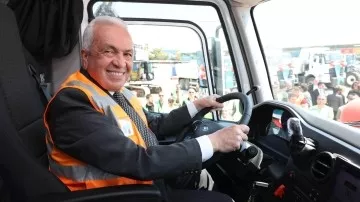 Şadi Özdemir Haberleri - Nilüfer Belediyesi’nin yeni araçları yollarda | 
